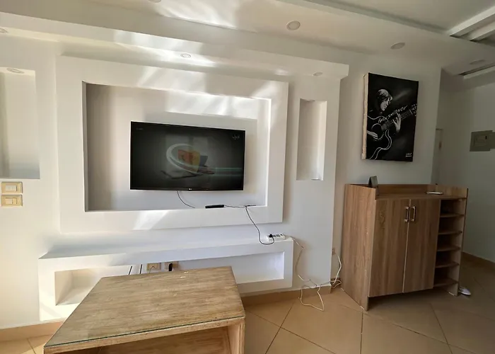 Hills - 2br With Pool View And Free Access Appartamento