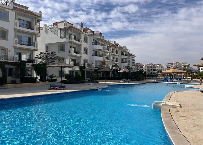 Appartamento Hills - 2br With Pool View And Free Access Sharm el Sheikh
