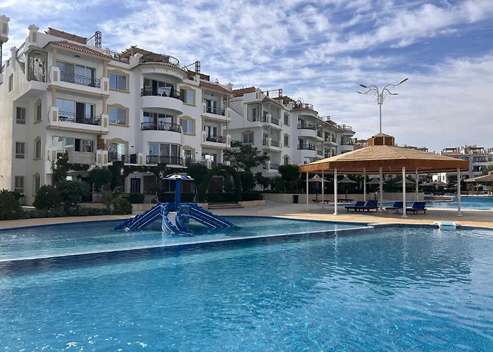 Hills - 2br With Pool View And Free Access Appartamento *