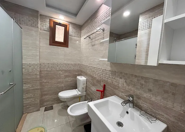 Hills - 2br With Pool View And Free Access *
